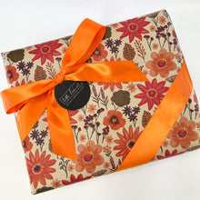 Load image into Gallery viewer, Le Pamper Hamper