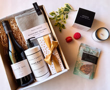 Load image into Gallery viewer, Essentiel